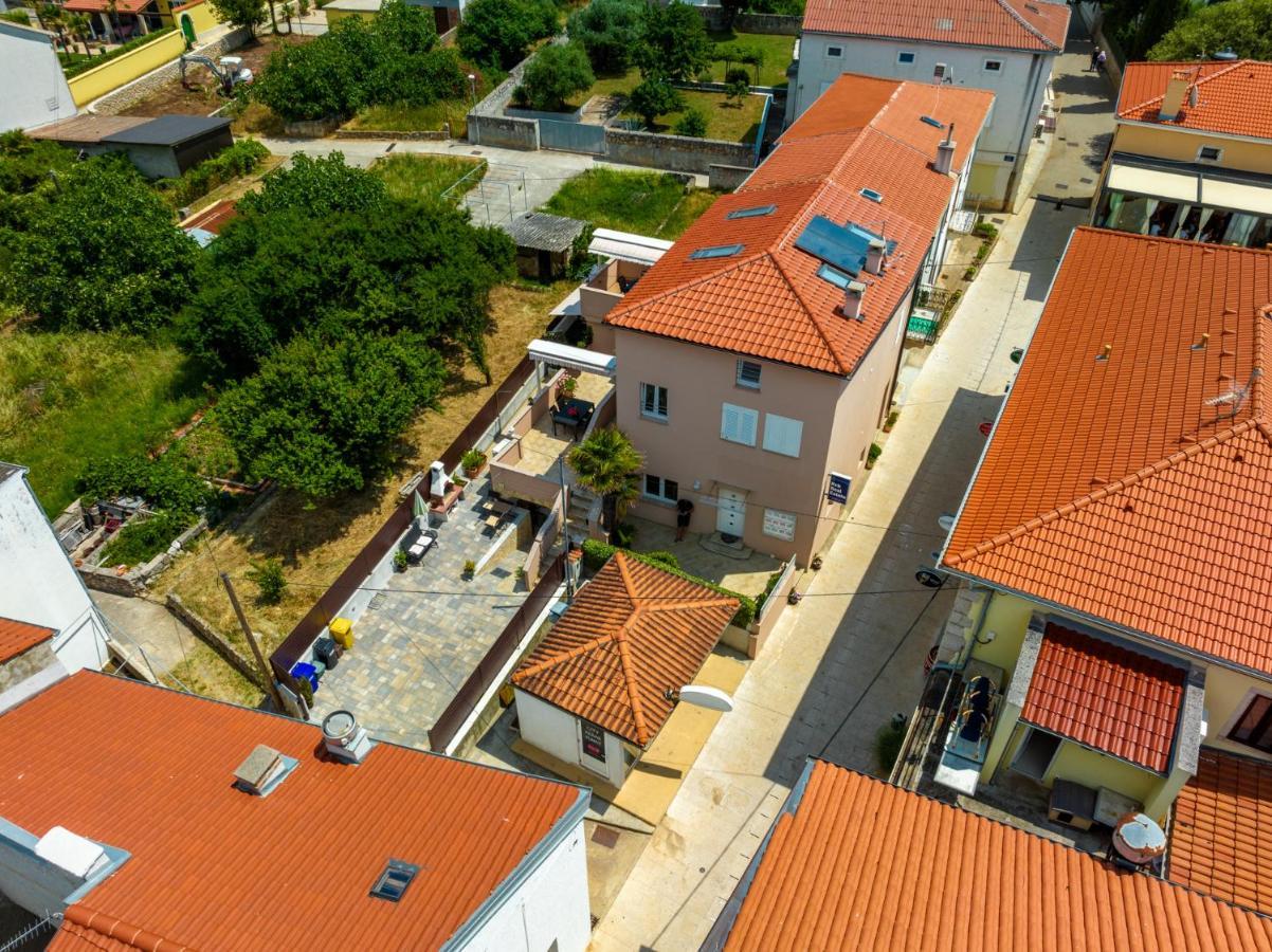 Apartments Punat Downtown Exterior foto